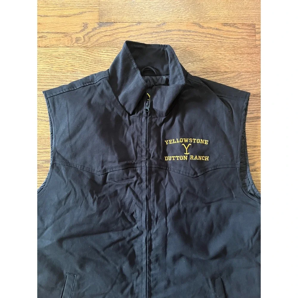 Yellowstone Dutton Ranch Mens Black Embroidered Quilted Zip Vest Medium NWT
